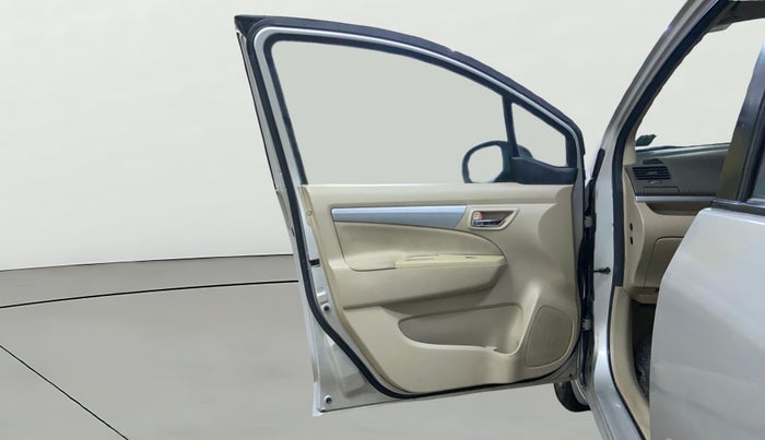 2016 Maruti Ertiga VDI SHVS, Diesel, Manual, 67,304 km, LHS Front Door