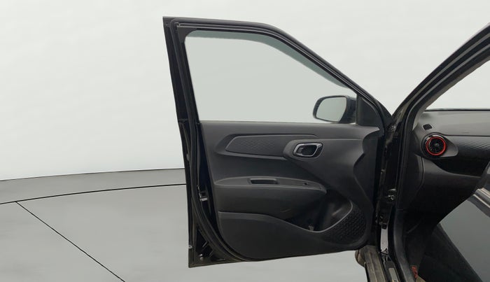 2025 Hyundai EXTER SX 1.2 MT Knight Edition Hy-CNG Duo, CNG, Manual, 4,273 km, LHS Front Door