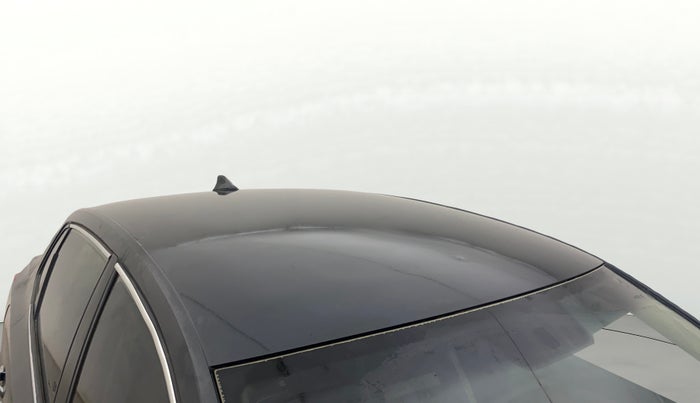 2017 Volkswagen Ameo HIGHLINE1.5L, Diesel, Manual, 1,30,721 km, Roof