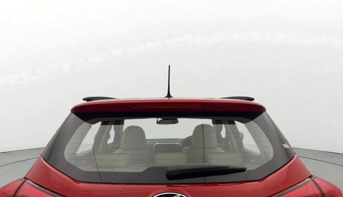 2022 Mahindra XUV300 W8 (O) 1.2 PETROL, Petrol, Manual, 10,013 km, Rear Windshield