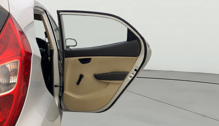 2015 Hyundai Eon ERA +, Petrol, Manual, 93,621 km, RHS Rear Door