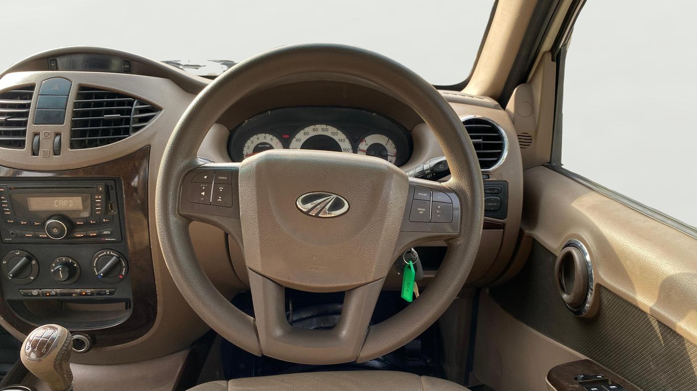 2013 Mahindra Xylo E9, Diesel, Manual, 90,103 km, Steering Wheel Close Up