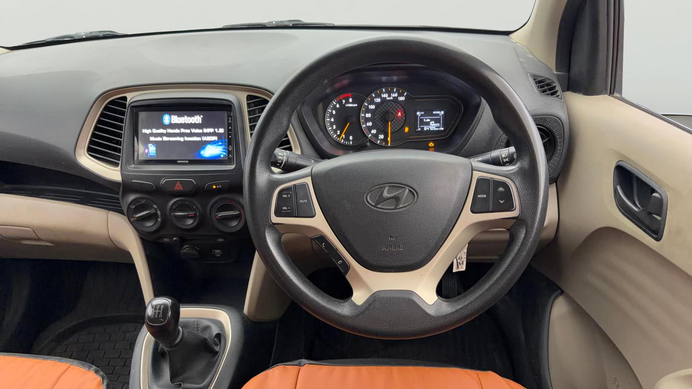 2021 Hyundai NEW SANTRO SPORTZ EXECUTIVE MT CNG, CNG, Manual, 64,810 km, Steering Wheel Close Up