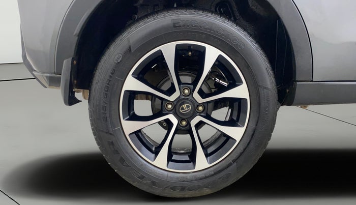 2021 Tata NEXON XZA PLUS PETROL, Petrol, Automatic, 38,822 km, Right Rear Wheel