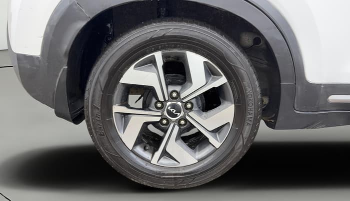 2021 KIA SONET HTX 1.5, Diesel, Manual, 99,945 km, Right Rear Wheel