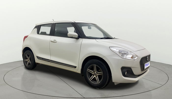 2018 Maruti Swift VXI AMT, Petrol, Automatic, 21,444 km, Right Front Diagonal
