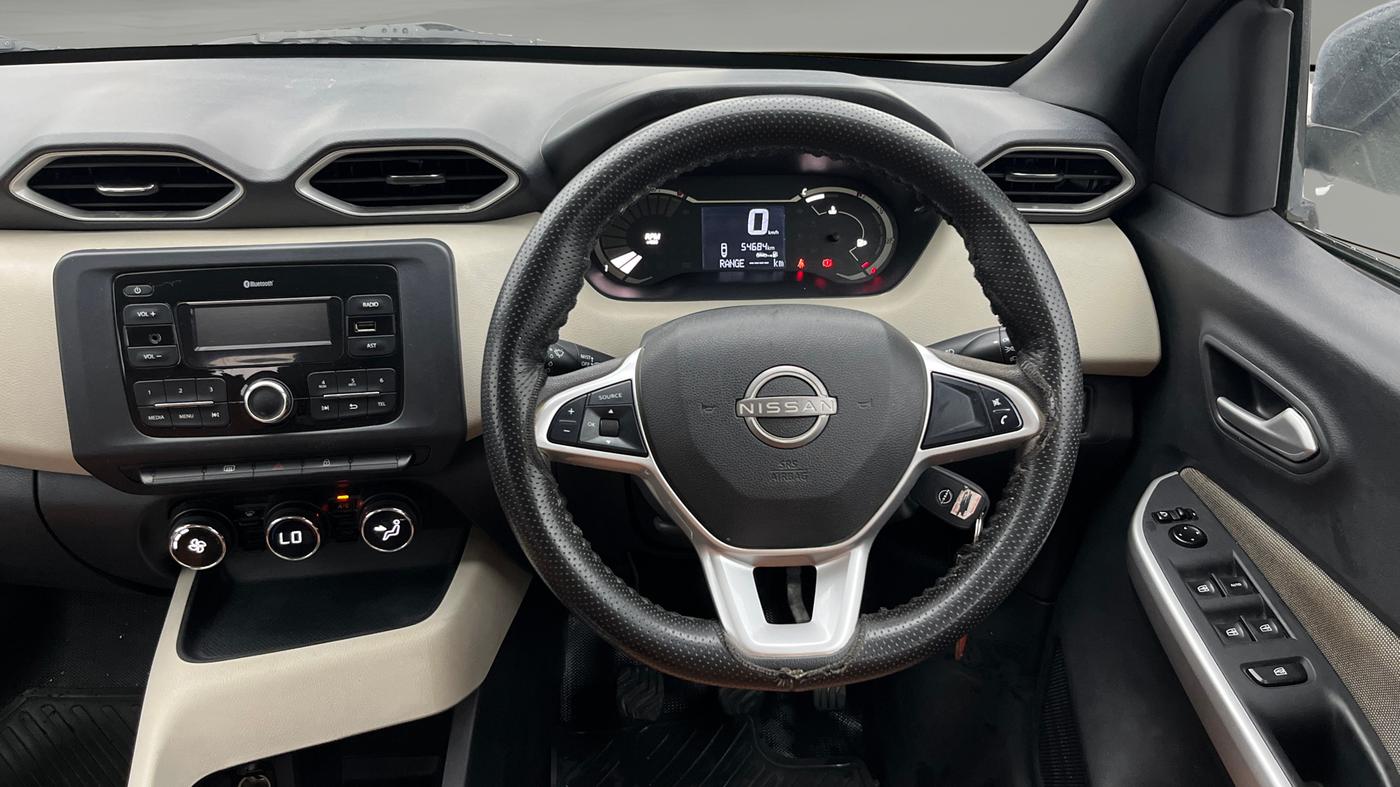 2022 Nissan MAGNITE XL, Petrol, Manual, 54,684 km, Steering Wheel Close Up