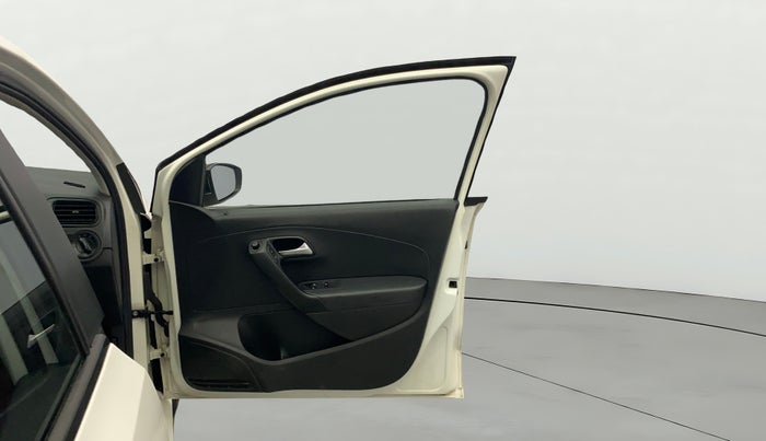 2019 Volkswagen Polo COMFORTLINE 1.0L MPI, Petrol, Manual, 70,587 km, RHS Front Door