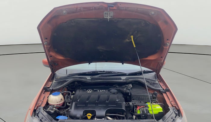 2014 Volkswagen Polo HIGHLINE1.5L, Diesel, Manual, 86,989 km, Open Bonet