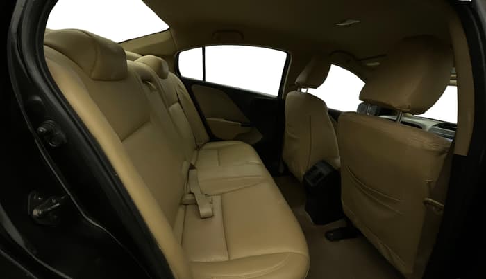 2015 Honda City 1.5L I-VTEC SV CVT, Petrol, Automatic, 72,000 km, Right Side Rear Door Cabin