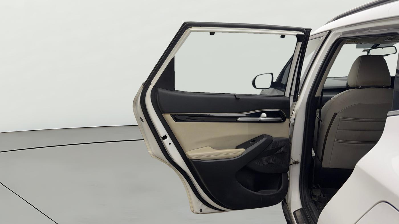 2021 KIA SELTOS HTX IVT 1.5 PETROL, CNG, Automatic, 79,136 km, LHS Rear Door