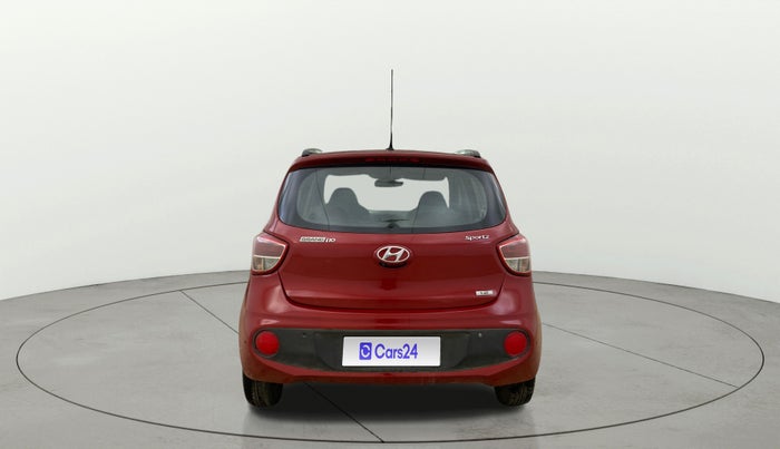 2017 Hyundai Grand i10 SPORTZ (O) 1.2 KAPPA VTVT, Petrol, Manual, 1,28,898 km, Back/Rear