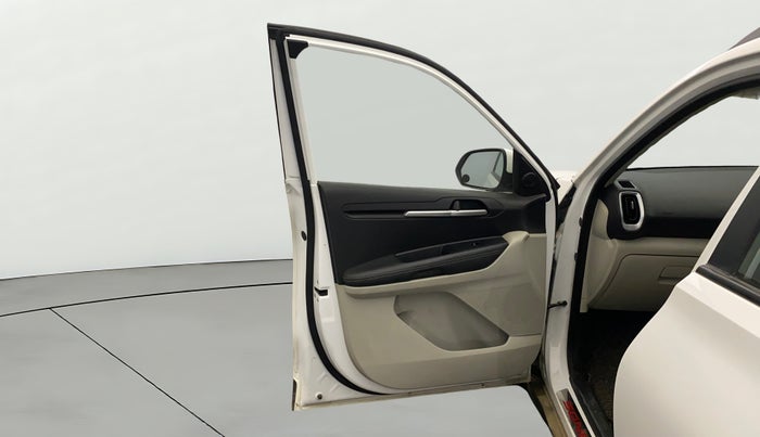 2021 KIA SONET HTX 1.0 IMT, Petrol, Manual, 30,923 km, LHS Front Door