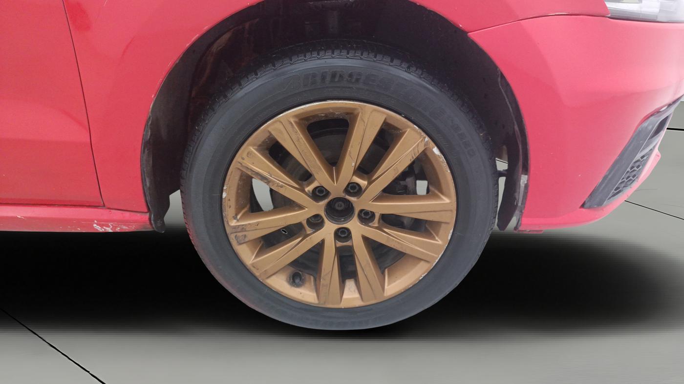 2015 Volkswagen Polo GT TSI AT, Petrol, Automatic, 1,00,034 km, Right Front Wheel
