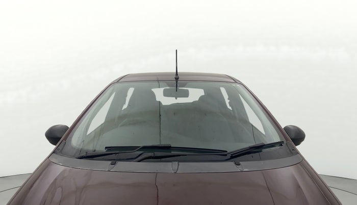 2014 Fiat Grand Punto DYNAMIC 1.3, Diesel, Manual, 1,12,238 km, Front Windshield