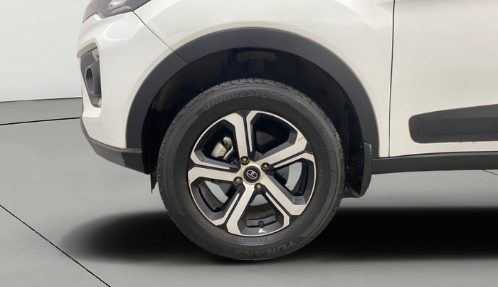 2022 Tata NEXON XZ PLUS PETROL, Petrol, Manual, 20,545 km, Left Front Wheel