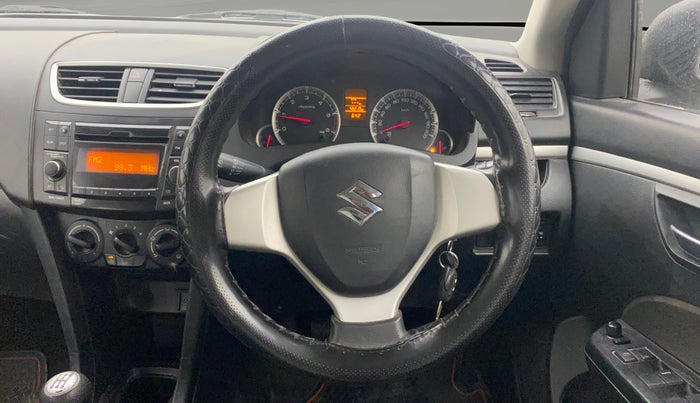 2017 Maruti Swift VDI (O), Diesel, Manual, 48,197 km, Steering Wheel Close Up