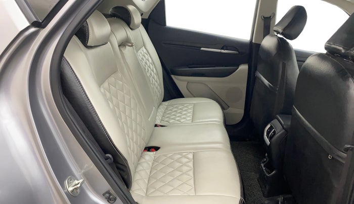 2020 KIA SONET HTX 1.0 IMT, Petrol, Manual, 69,800 km, Right Side Rear Door Cabin