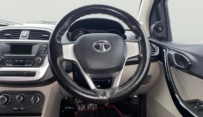 2016 Tata Tiago XT PETROL, CNG, Manual, 52,150 km, Steering Wheel Close Up