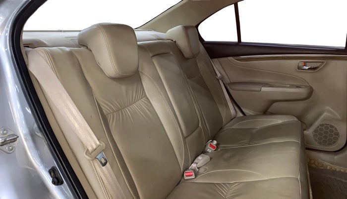 2021 Maruti Ciaz ALPHA 1.5 SHVS PETROL, Petrol, Manual, 92,897 km, Right Side Rear Door Cabin