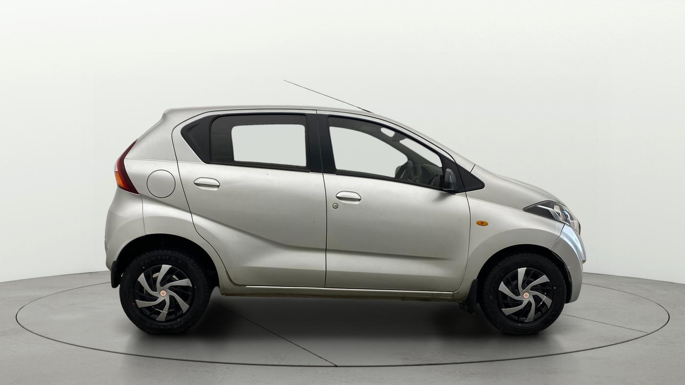 2016 Datsun Redi Go S, Petrol, Manual, 72,632 km, Right Side View