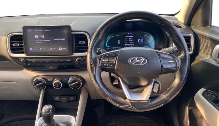 2023 Hyundai VENUE S(O) 1.2, Petrol, Manual, 33,271 km, Steering Wheel Close Up