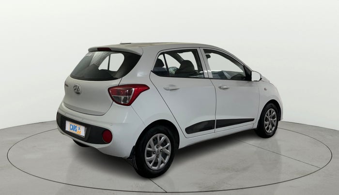 2018 Hyundai Grand i10 MAGNA 1.2 KAPPA VTVT, Petrol, Manual, 42,228 km, Right Back Diagonal