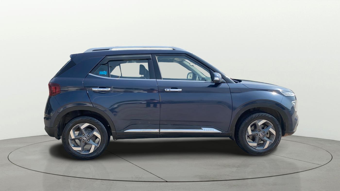 2020 Hyundai VENUE SX 1.0 (O) TURBO, Petrol, Manual, 87,377 km, Right Side View