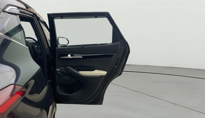 2023 KIA SELTOS  GTX Plus 1.5 Turbo Petrol DCT, Petrol, Automatic, 31,697 km, RHS Rear Door