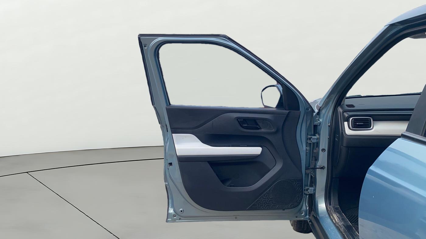 2023 Tata PUNCH ACCOMPLISHED AMT, Petrol, Automatic, 5,147 km, LHS Front Door