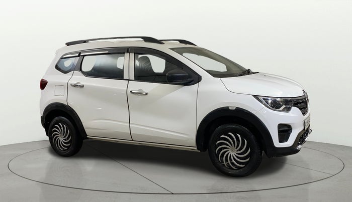2022 Renault TRIBER RXE MT, Petrol, Manual, 57,127 km, Right Front Diagonal