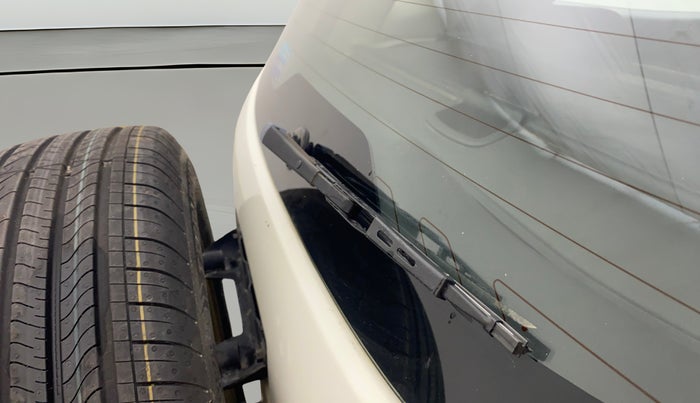 2014 Ford Ecosport TITANIUM 1.5L DIESEL, Diesel, Manual, 1,24,191 km, Rear Wiper