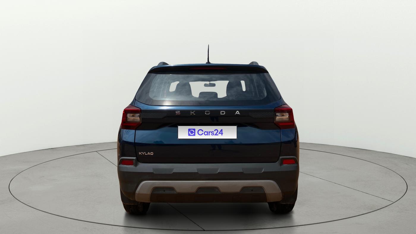 2025 Skoda Kylaq Signature, Petrol, Manual, 10,030 km, Back/Rear