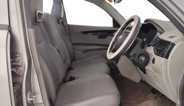 2016 Mahindra Kuv100 K4 D 6 STR, Diesel, Manual, 1,38,810 km, Right Side Front Door Cabin