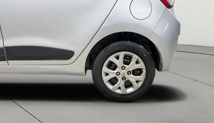 2016 Hyundai Grand i10 SPORTZ 1.2 KAPPA VTVT, Petrol, Manual, 84,467 km, Left Rear Wheel