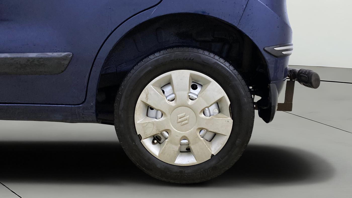 2017 Maruti Wagon R 1.0 LXI CNG, CNG, Manual, 71,381 km, Left Rear Wheel