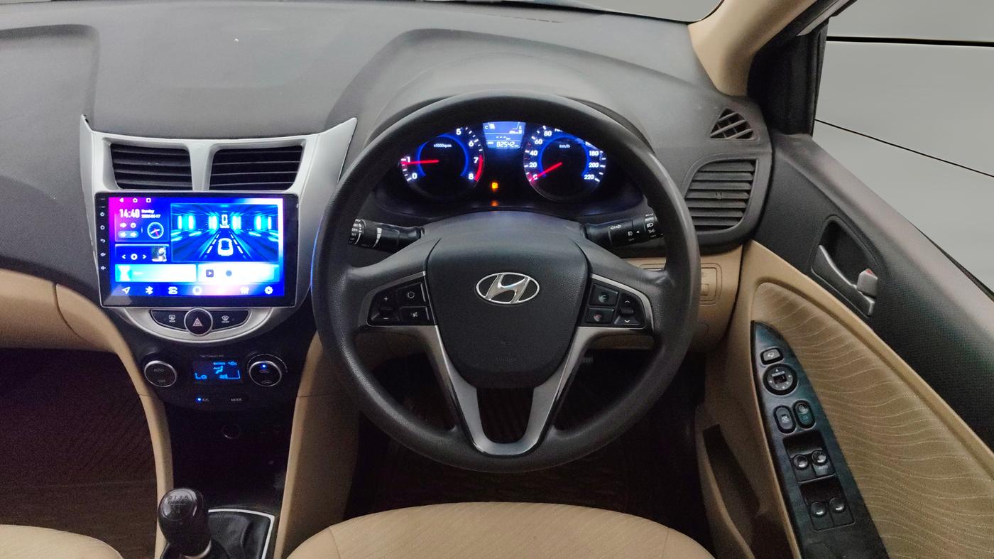 2017 Hyundai Verna 1.6 VTVT SX, Petrol, Manual, 82,518 km, Steering Wheel Close Up