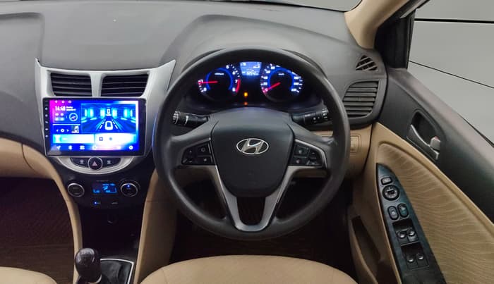 2017 Hyundai Verna 1.6 VTVT SX, Petrol, Manual, 82,518 km, Steering Wheel Close Up