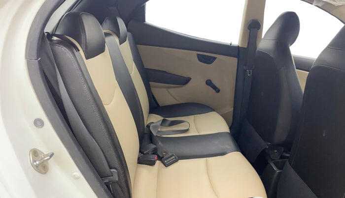 2015 Hyundai Eon ERA +, Petrol, Manual, 49,356 km, Right Side Rear Door Cabin