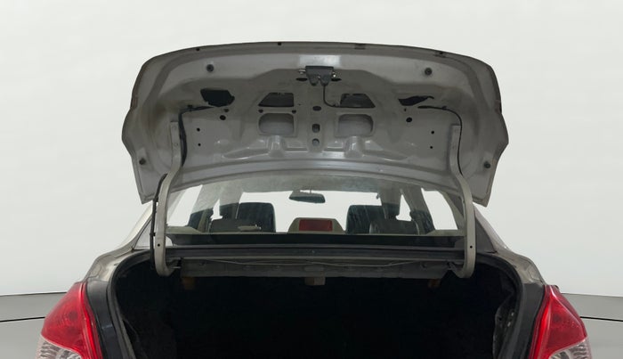 2014 Maruti Swift Dzire VXI, Petrol, Manual, 1,42,804 km, Boot Door Open