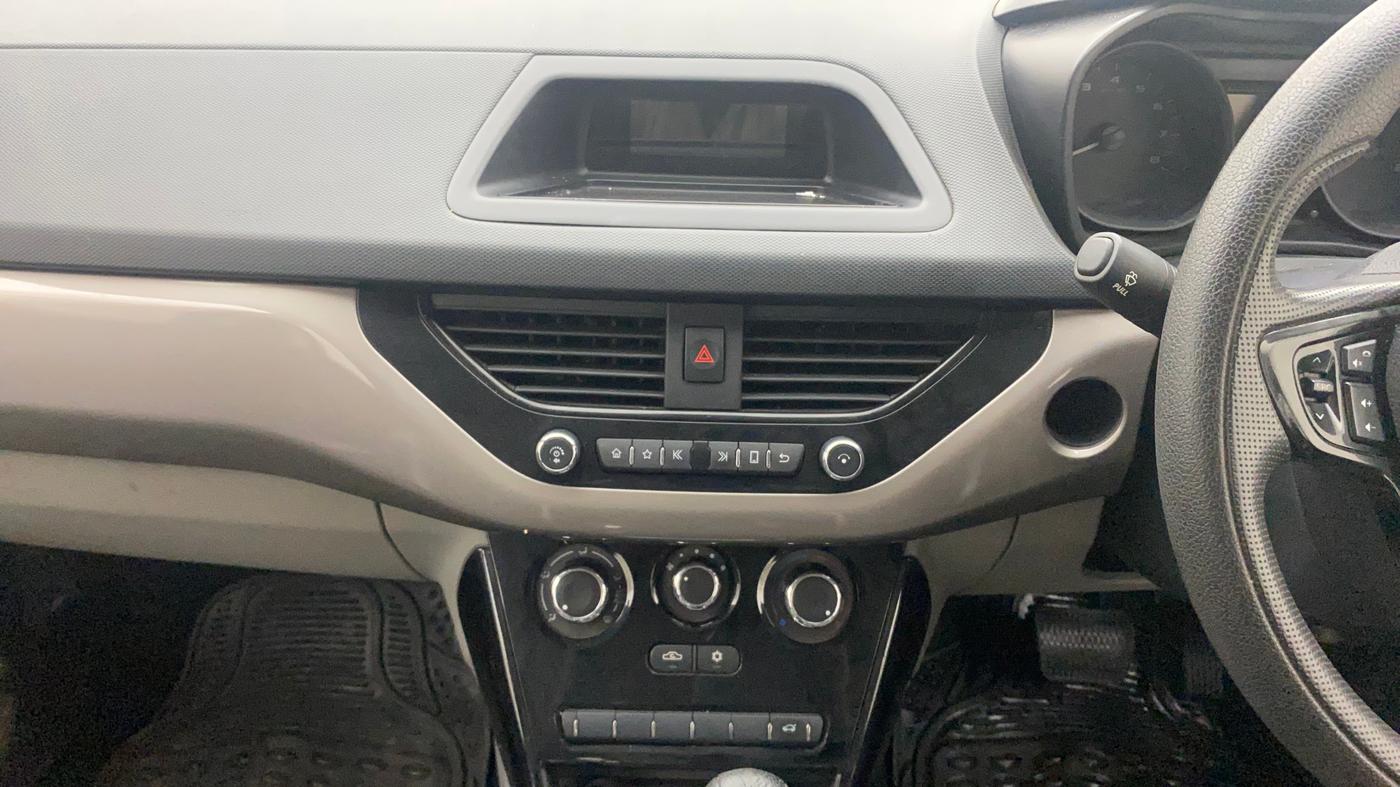 2019 Tata NEXON XMA PETROL, Petrol, Automatic, 48,338 km, Air Conditioner