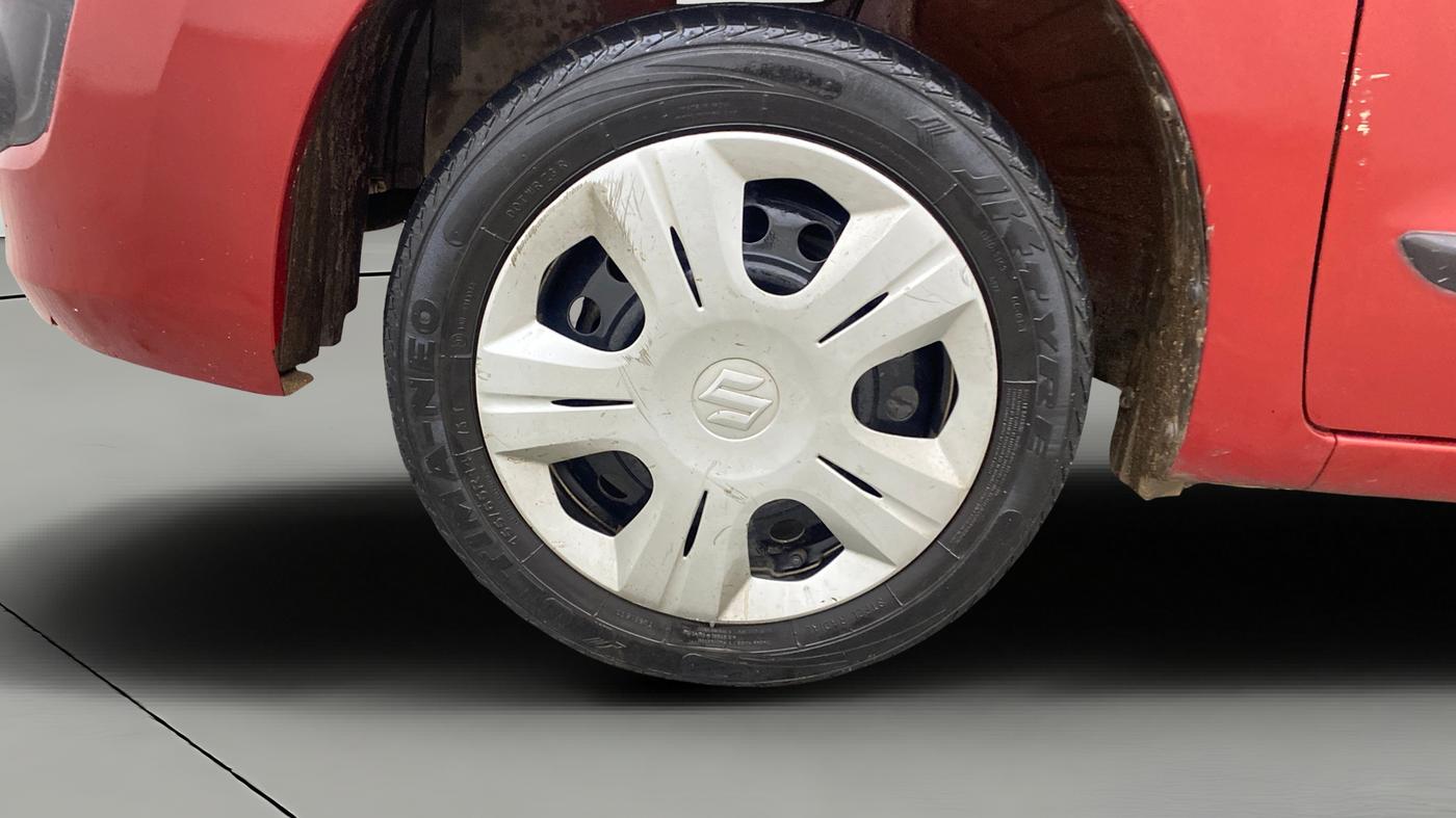 2017 Maruti Wagon R 1.0 VXI, Petrol, Manual, 62,321 km, Left Front Wheel