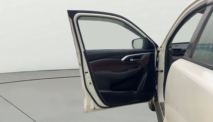 2023 Maruti Grand Vitara DELTA SMART HYBRID AT, Petrol, Automatic, 51,190 km, LHS Front Door