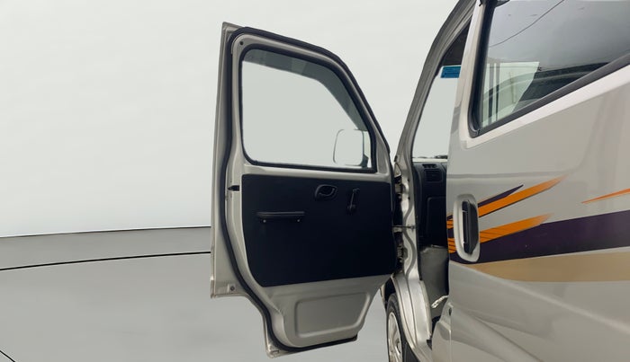 2022 Maruti Eeco 5 STR AC (O), Petrol, Manual, 30,049 km, LHS Front Door