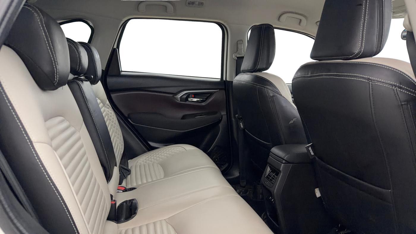2024 Maruti Grand Vitara SIGMA SMART HYBRID, Petrol, Manual, 42,627 km, Right Side Rear Door Cabin