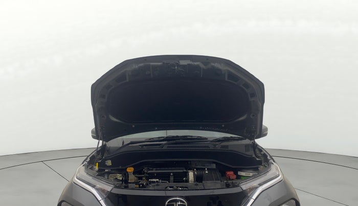 2024 Tata PUNCH ACCOMPLISHED SUNROOF MT, Petrol, Manual, 8,776 km, Open Bonet