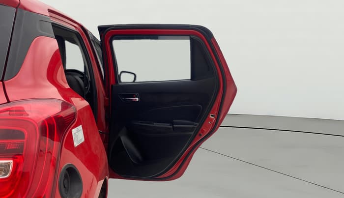2023 Maruti Swift ZXI CNG, CNG, Manual, 28,512 km, RHS Rear Door