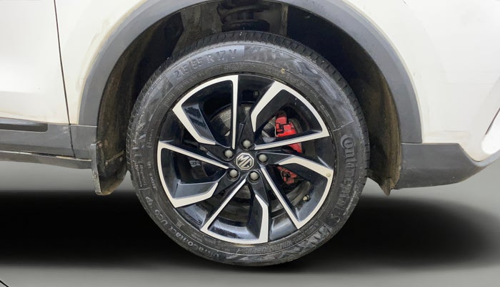 2023 MG ASTOR SAVVY 1.3 TURBO AT S RED, Petrol, Automatic, 16,799 km, Right Front Wheel