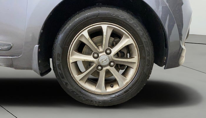 2016 Hyundai Grand i10 ASTA (O) AT 1.2 KAPPA VTVT, Petrol, Automatic, 54,008 km, Right Front Wheel