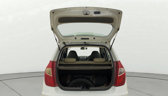 2013 Hyundai i10 SPORTZ 1.2 AT, CNG, Automatic, 60,870 km, Boot Door Open